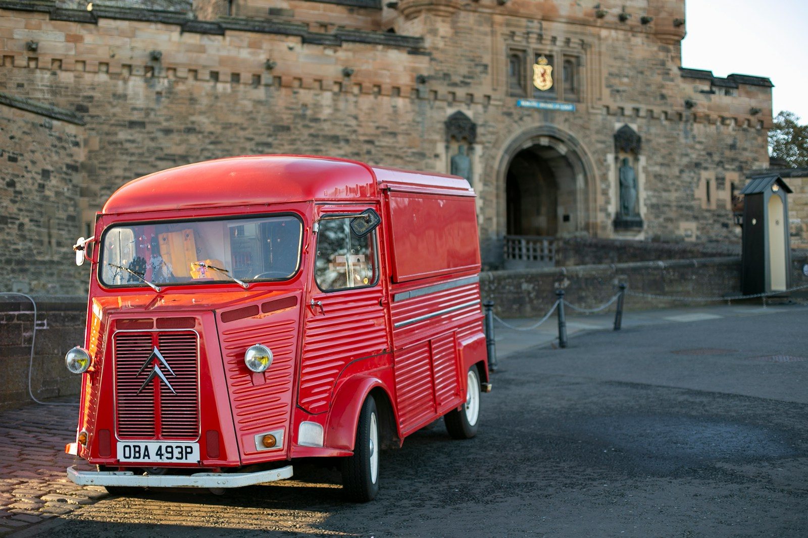 Strathclyde Windscreens: Ensuring Clear Horizons with Premier Windscreen Replacement in Bathgate